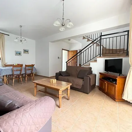 Villa Spacious 3 Bedroom Private Pool Paphos