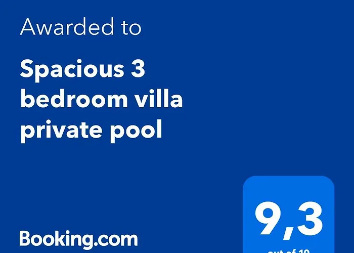 Spacious 3 Bedroom Private Pool * Пафос